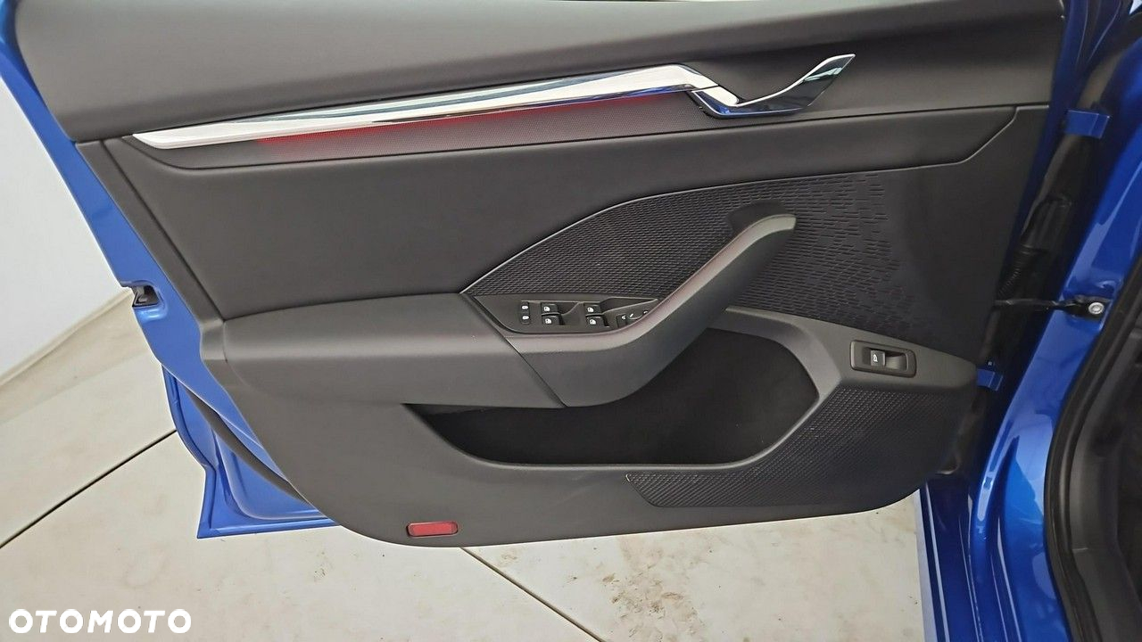 Skoda Octavia 2.0 TDI Style DSG - 10