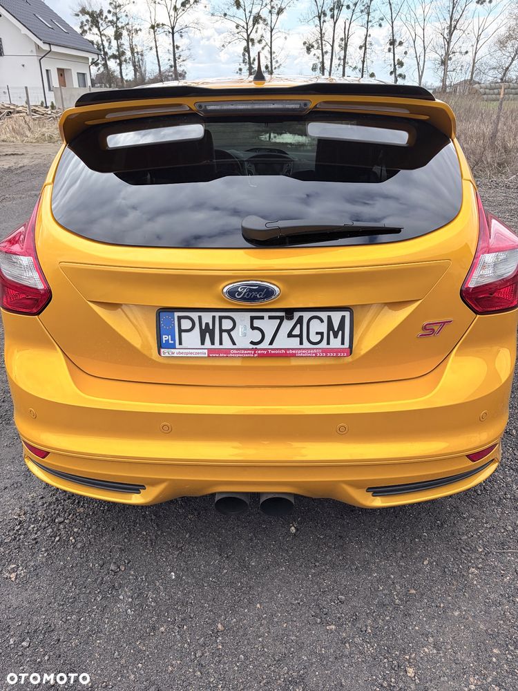 Ford Focus 2.0 EcoBoost ST - 4