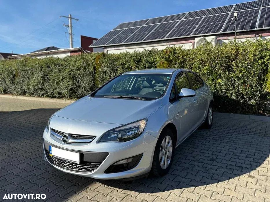 Opel Astra - 1