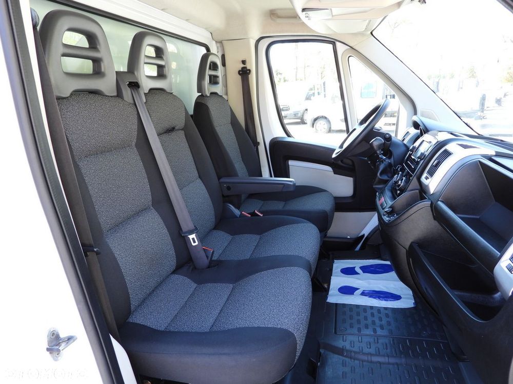 Fiat DUCATO KONTENER 9 PALET TEMPOMAT NAWIGACJA LEDY KLIMATYZACJA  130KM - 40