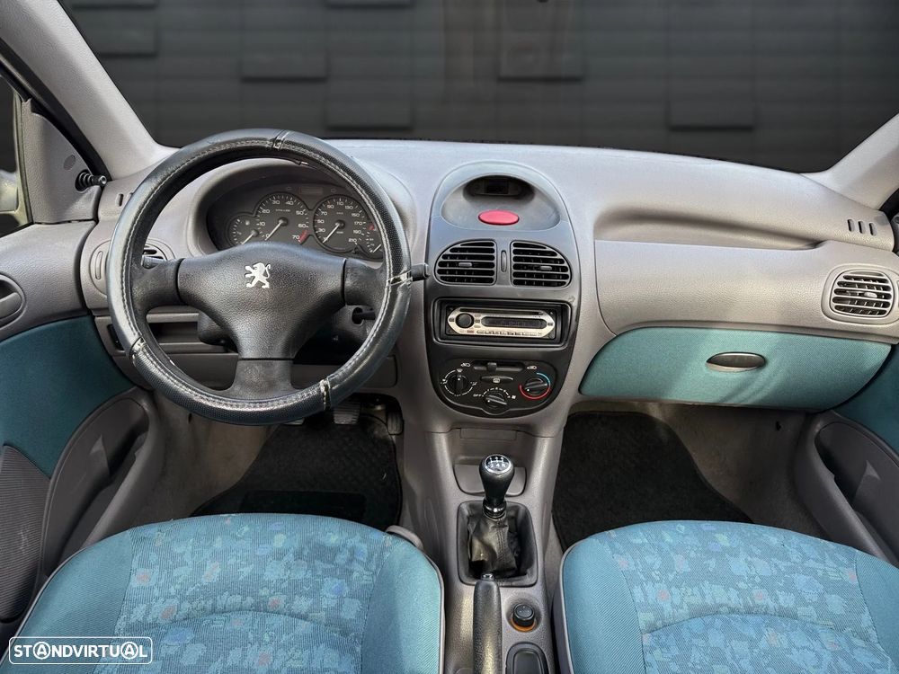 Peugeot 206 1.1 XT - 7