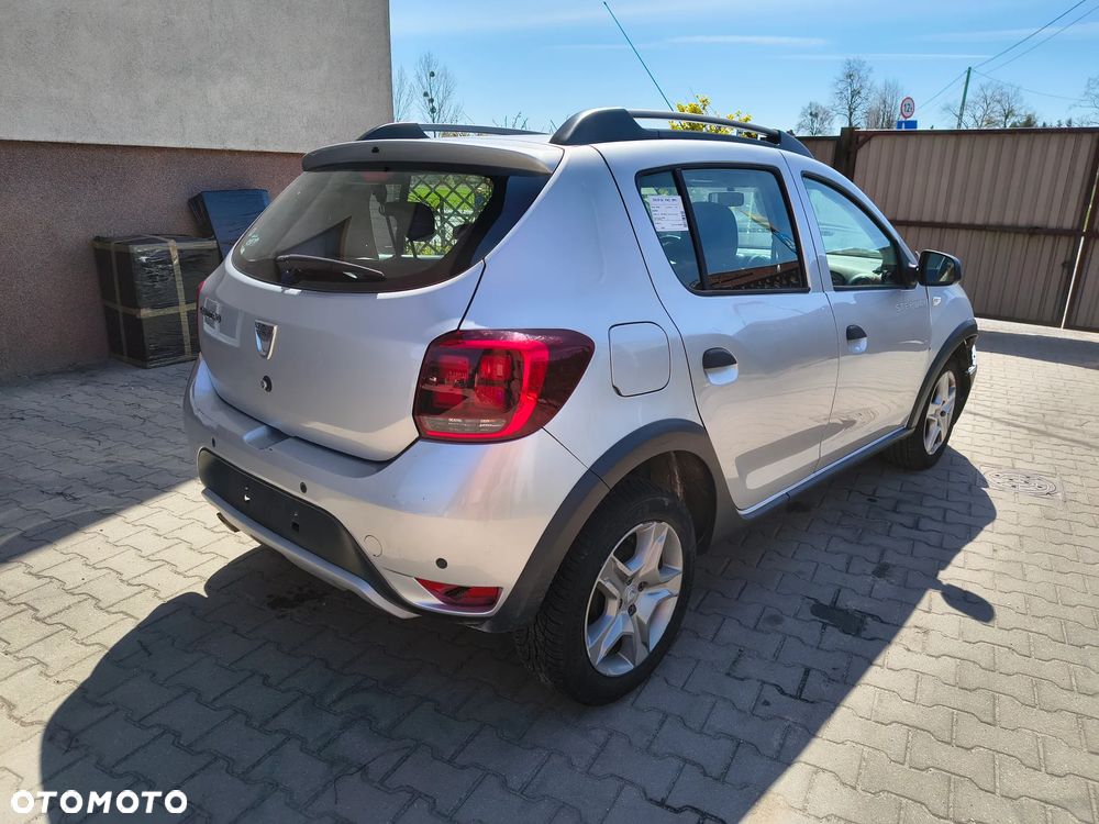 Dacia Sandero Stepway - 8