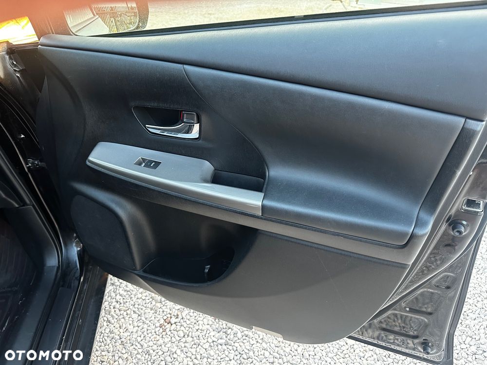 Toyota Prius+ 1.8 HSD Luna - 19
