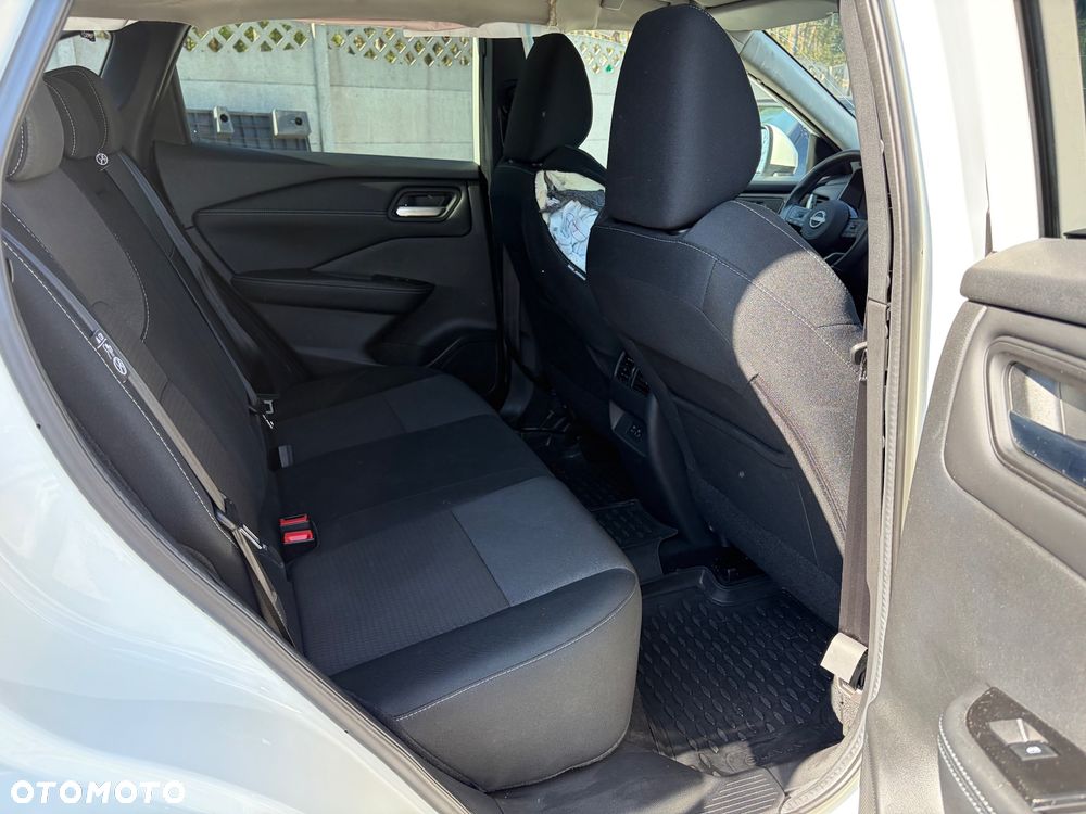 Nissan Qashqai 1.3 DIG-T MHEV N-Connecta - 28