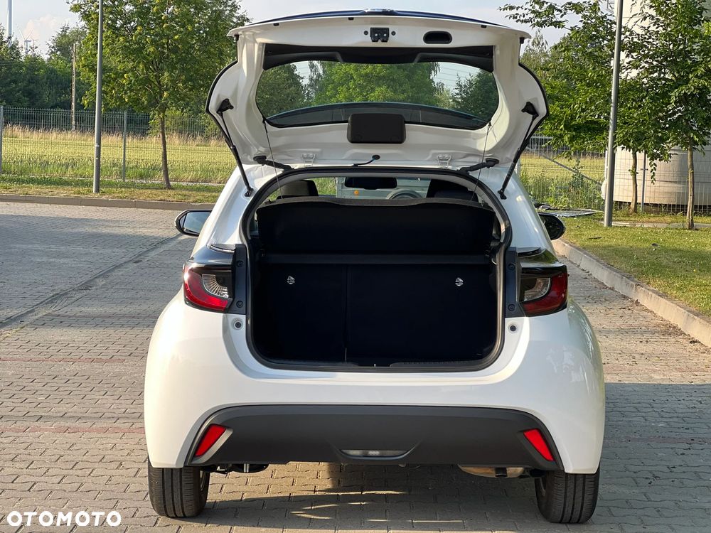 Toyota Yaris - 8