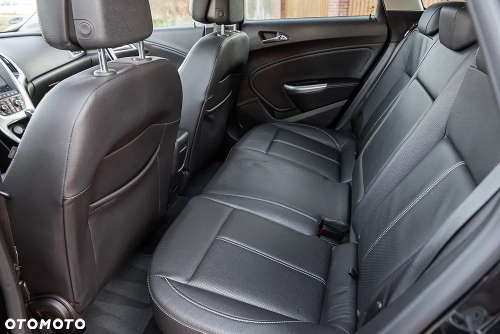 Opel Astra 1.4 Turbo Automatik Edition Sport - 24