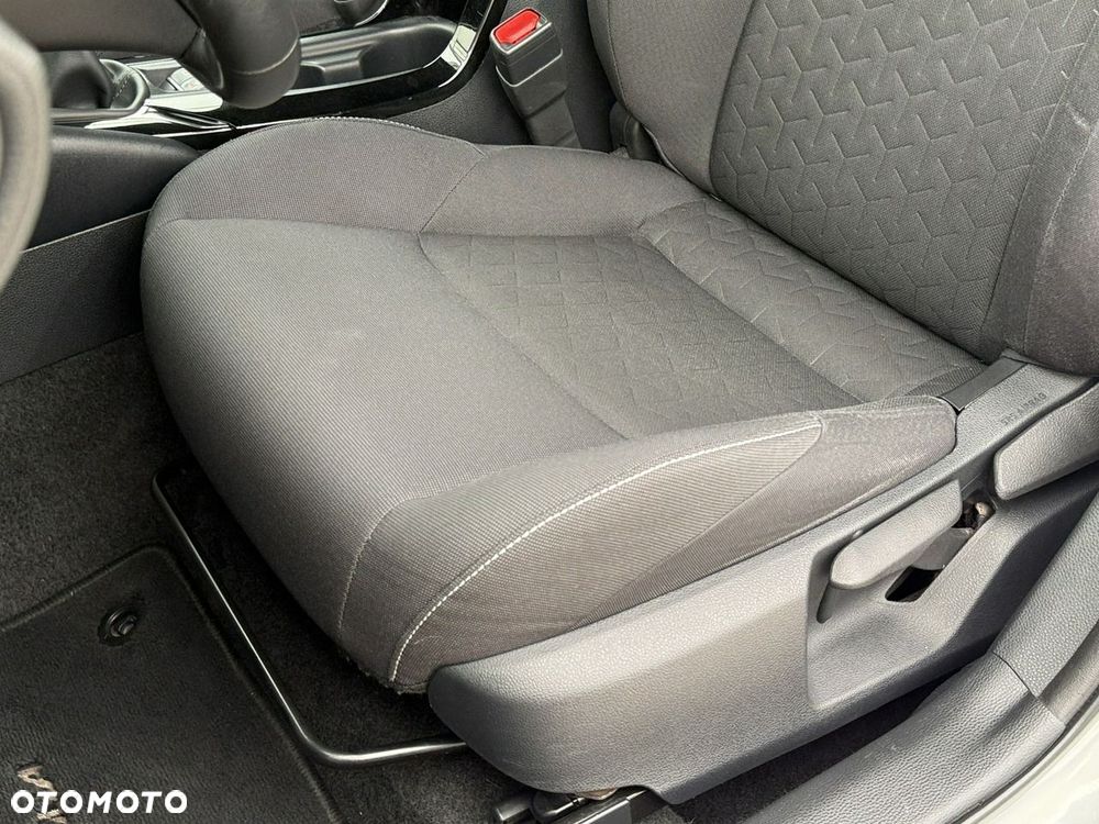 Toyota Corolla - 18