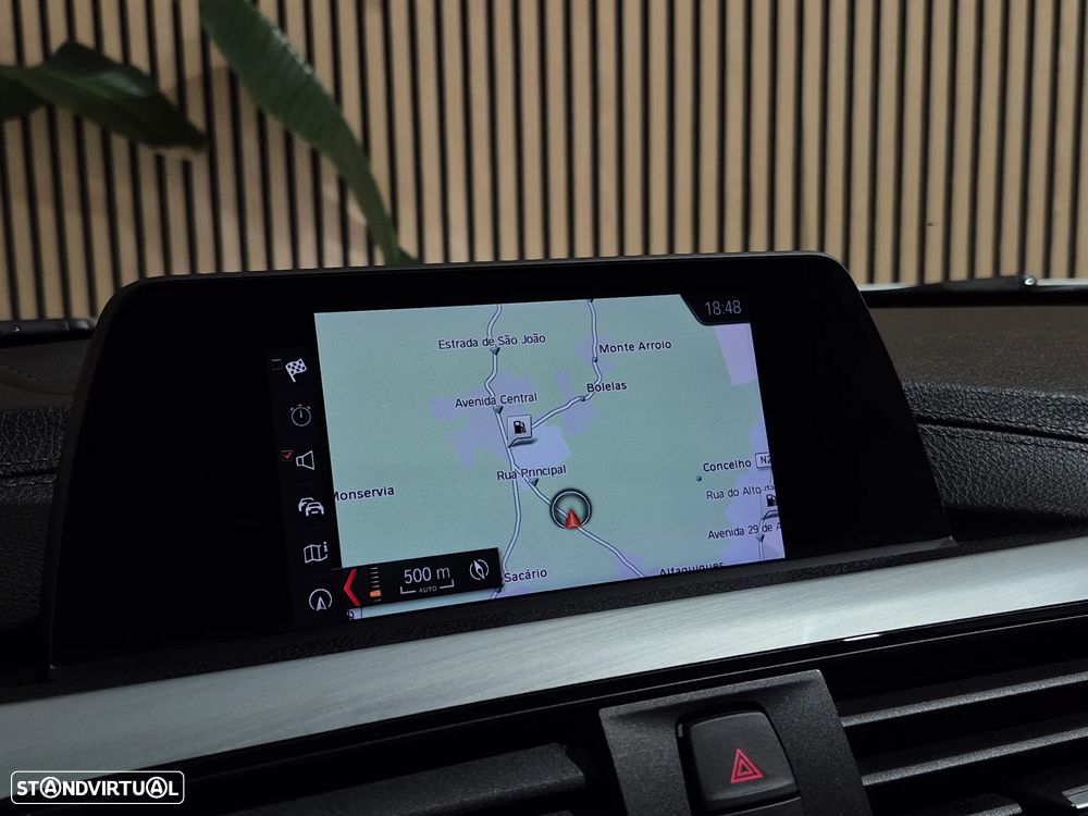 BMW 330 e iPerformance Pack M - 24