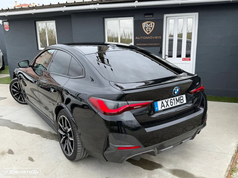 BMW i4 eDrive40 Pack Desportivo M - 18