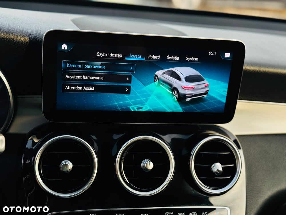 Mercedes-Benz GLC 300 d 4Matic 9G-TRONIC AMG Line Plus - 22