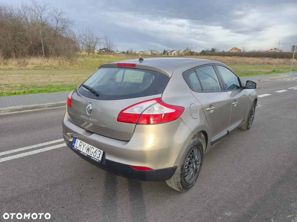 Renault Megane 1.6 16V 100 Expression - 7