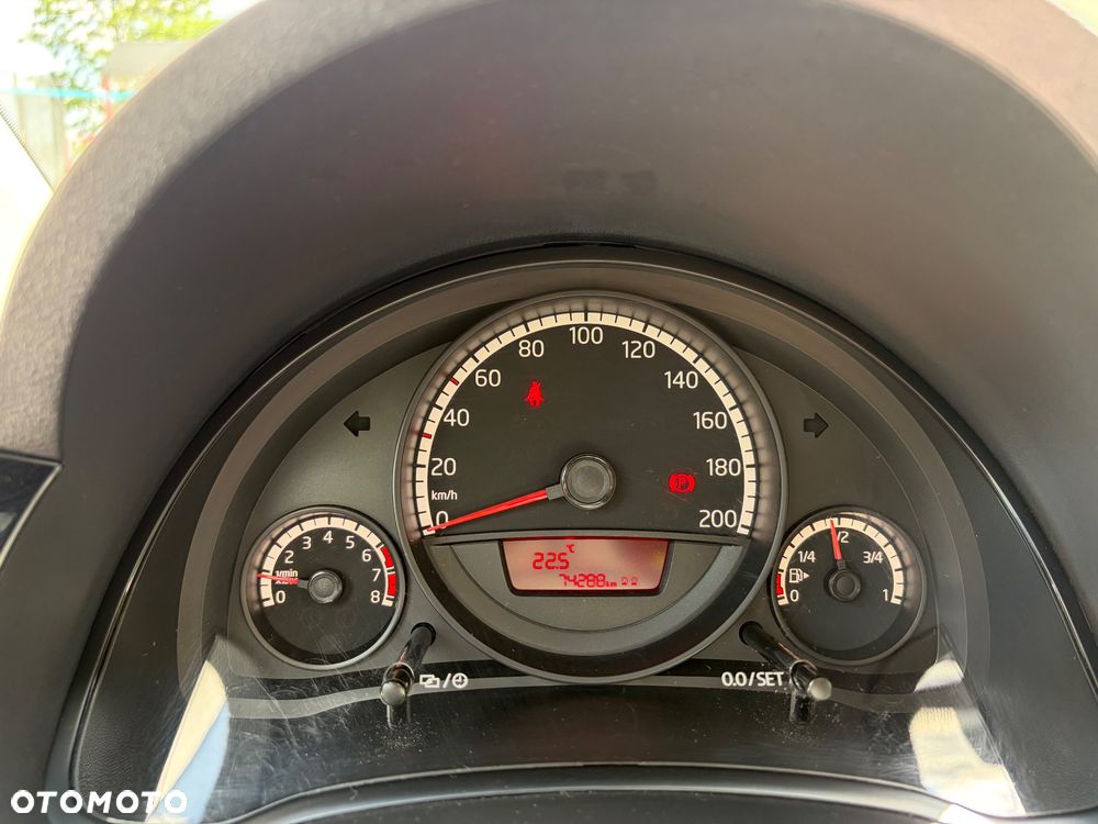 Volkswagen up! 1.0 move - 6