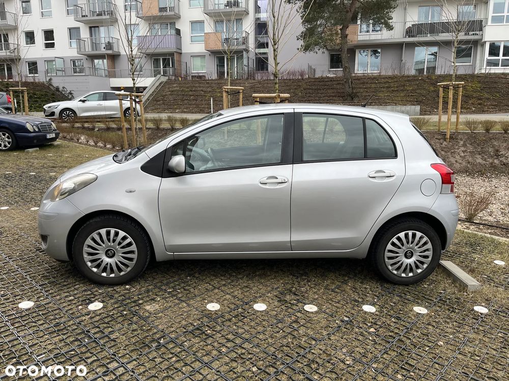 Toyota Yaris 1.33 Sol - 3