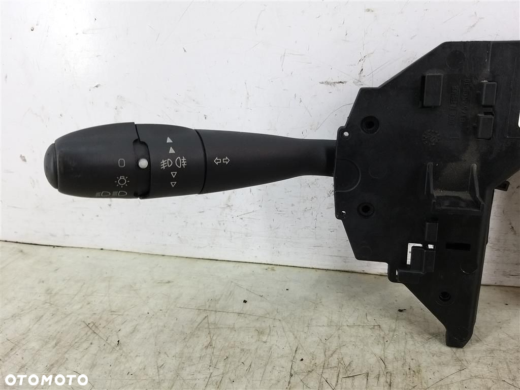 Przełącznik zespolony pająk Citroen C 4 I  2004-2008R VALEO 96554962XT - 2