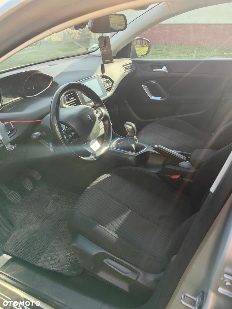 Peugeot 308 1.2 VTi/PureTech Access - 13