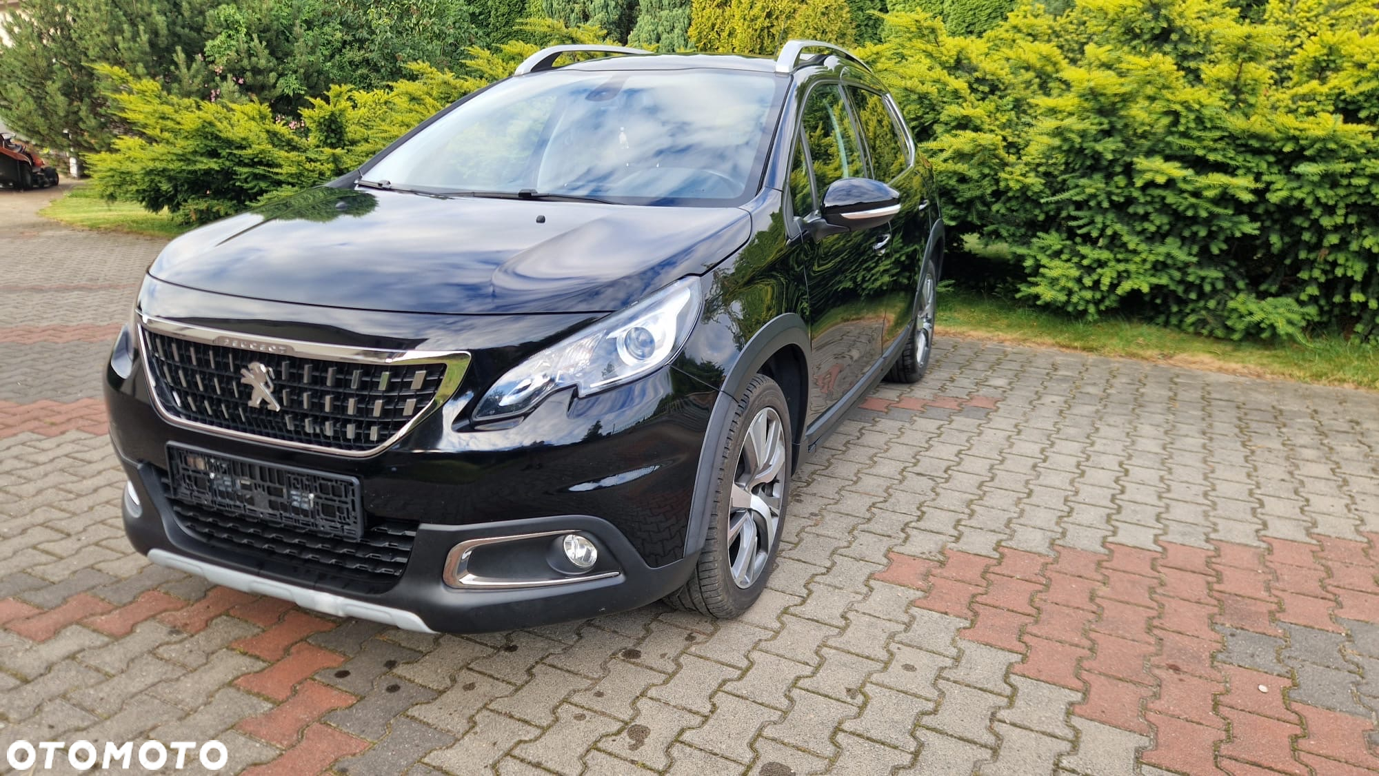 Peugeot 2008 1.2 Pure Tech GPF Allure S&S EAT6 - 2