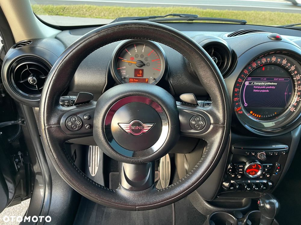 MINI Countryman Cooper SD All4 - 18