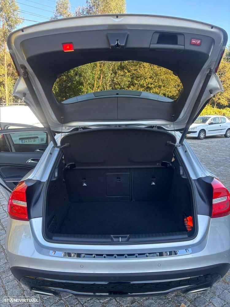 Mercedes-Benz GLA 180 d Urban Aut. - 12