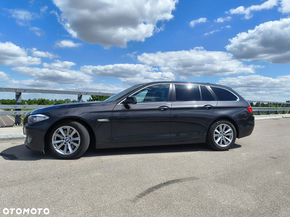 BMW Seria 5 520d Modern Line - 19