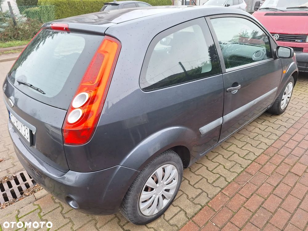 Ford Fiesta 1.3 - 4
