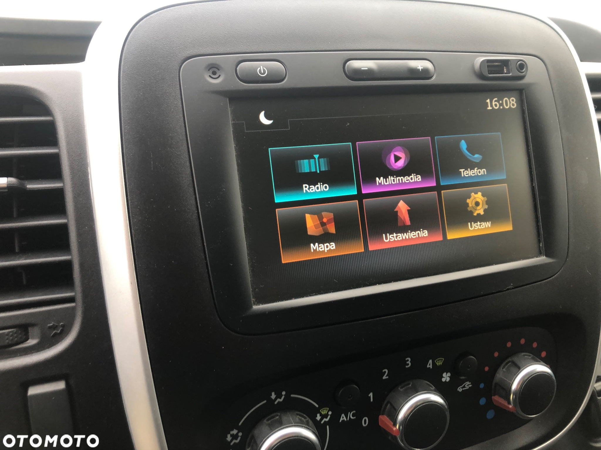 Renault Trafic - 13