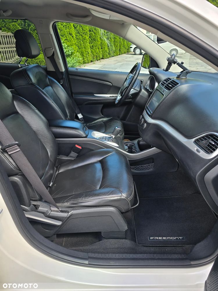 Fiat Freemont 2.0 Multijet 16V DPF Automatik Allrad Black Code - 10