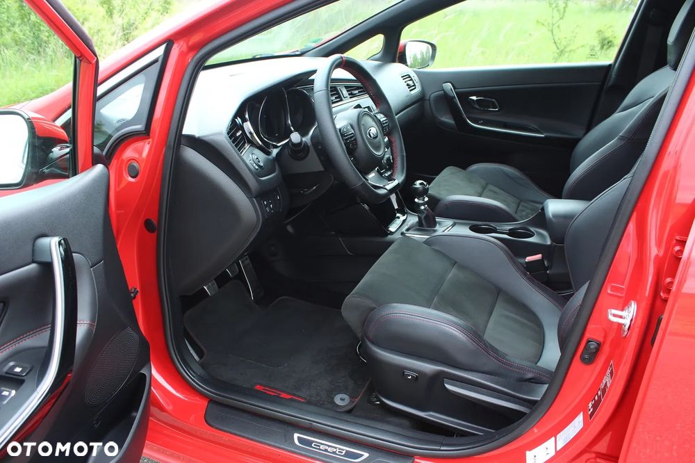 Kia Ceed 1.6 T-GDI GT-Track - 21
