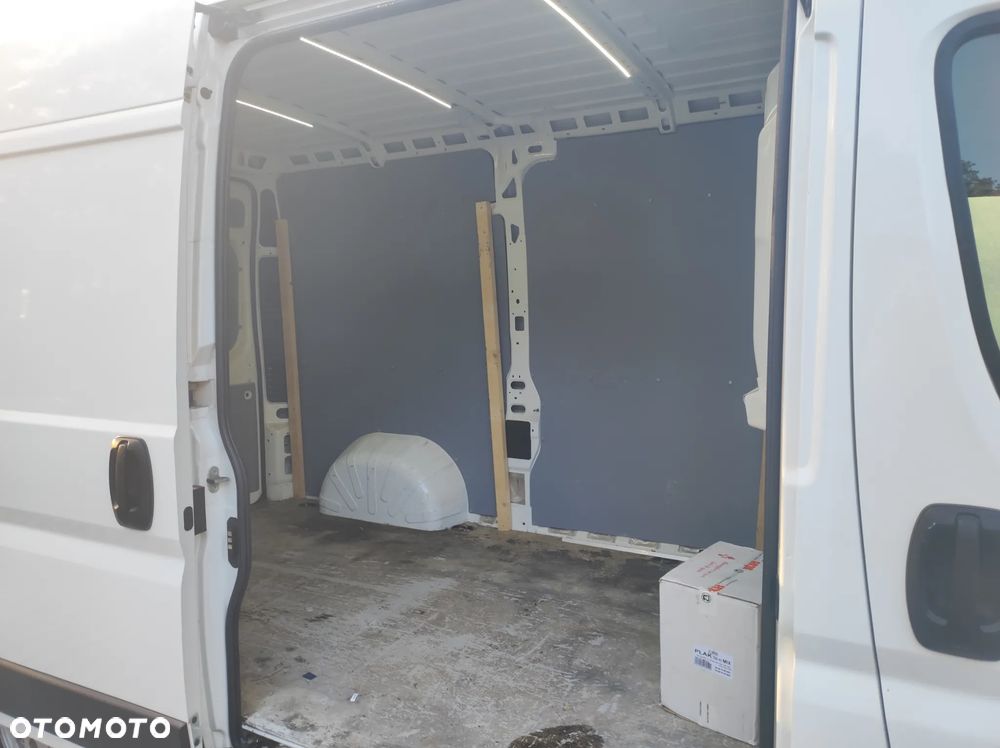 Peugeot BOXER - 19