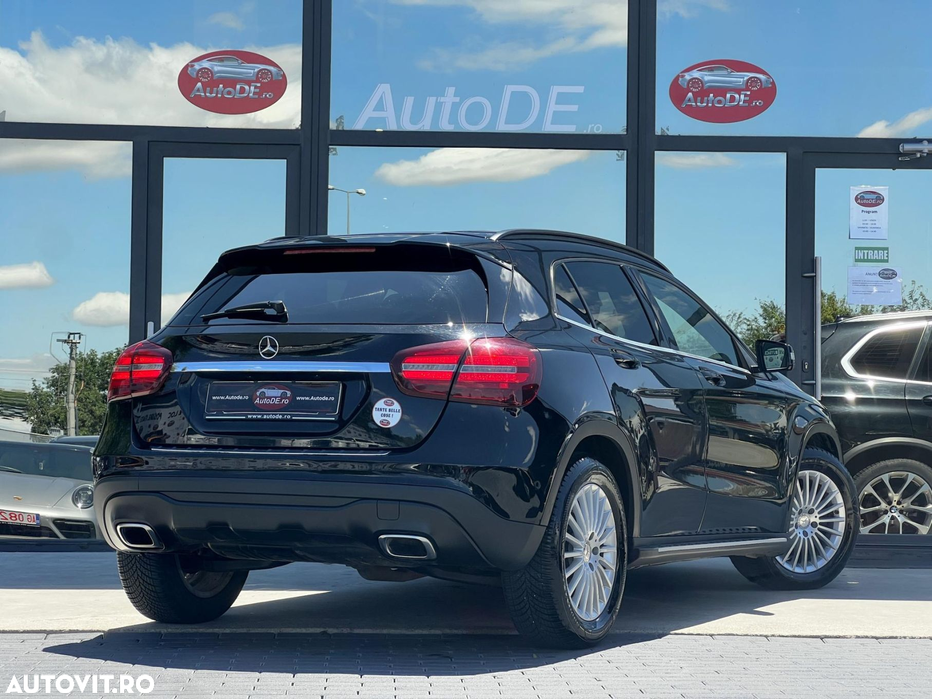 Mercedes-Benz GLA 200 d 4MATIC Aut. - 4