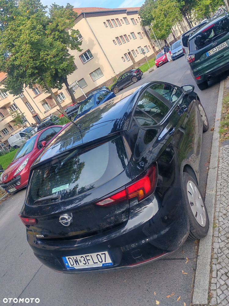 Opel Astra 1.6 CDTI Enjoy S&S - 3