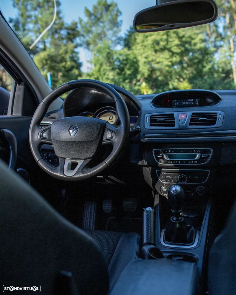 Renault Mégane Coupe 1.5 dCi Dynamique S - 6