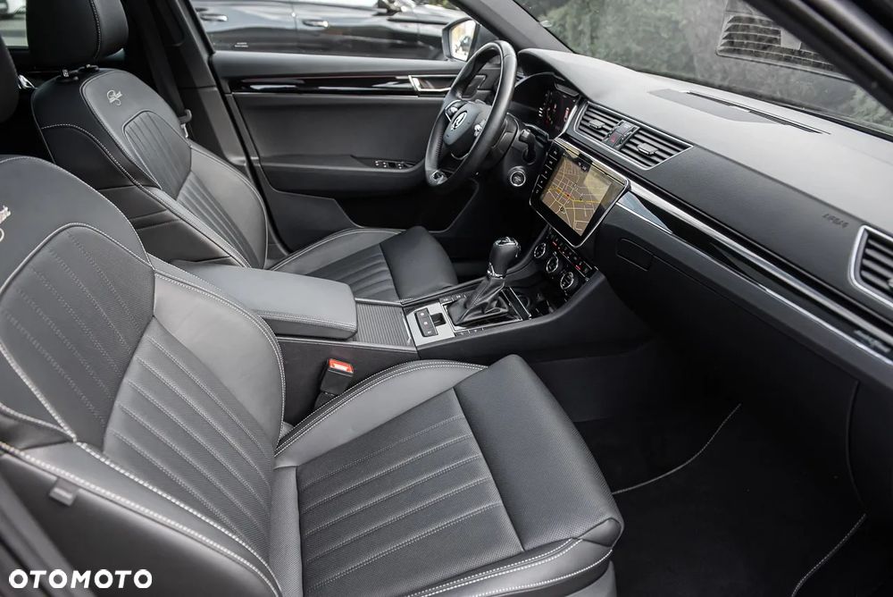 Skoda Superb 2.0 TDI L&K DSG7 - 41
