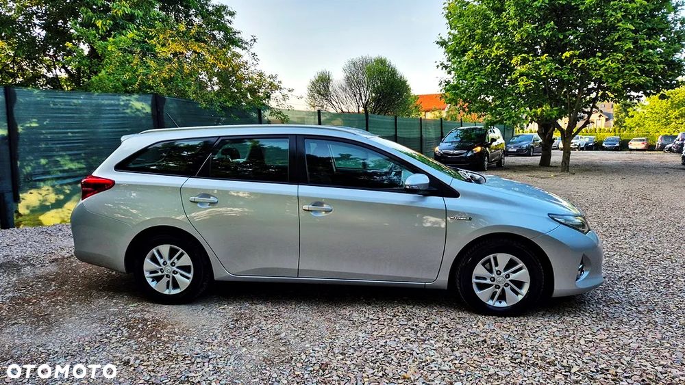 Toyota Auris 1.8 HSD Luna - 10