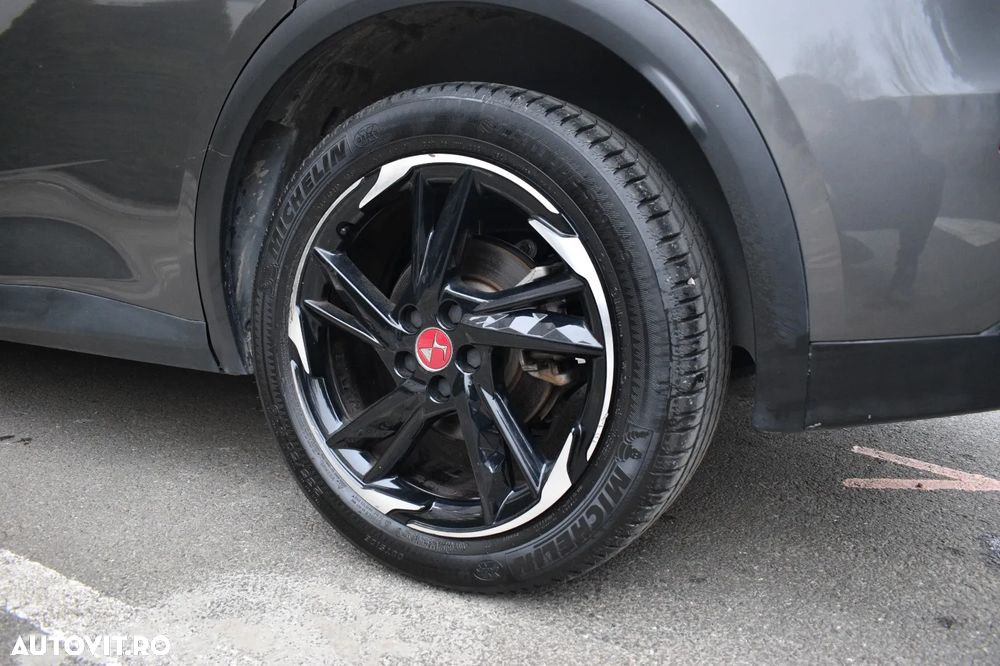 DS Automobiles DS 7 Crossback - 33