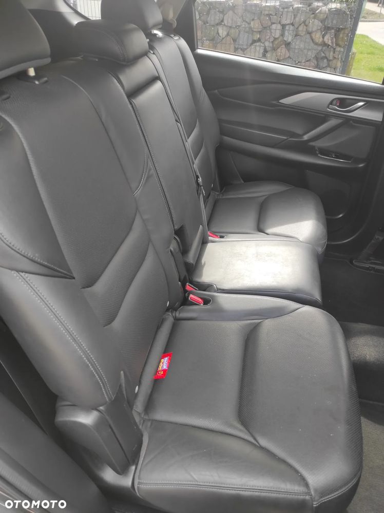 Mazda CX-9 - 12