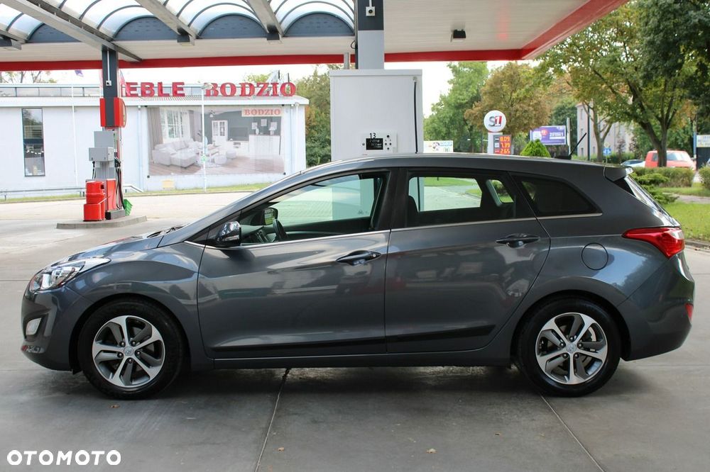 Hyundai i30 1.4 Trend - 40
