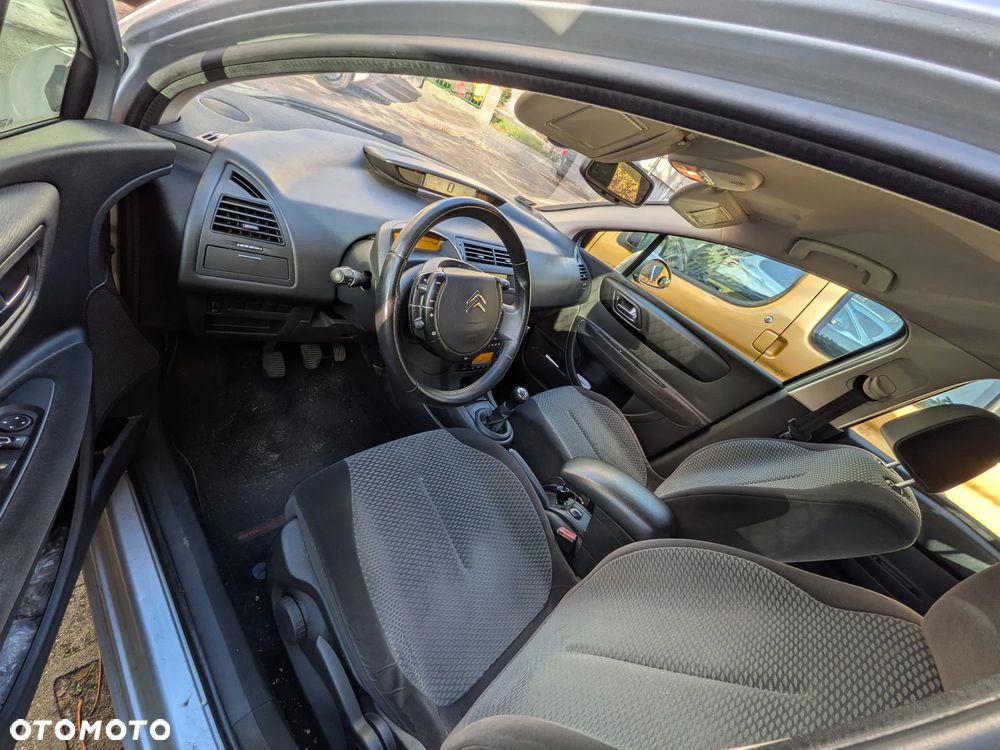 Citroen C4 2007 photo 5