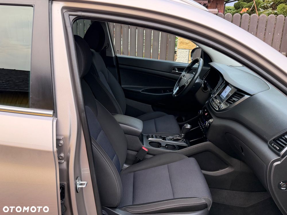 Hyundai Tucson blue 1.7 CRDi 2WD DCT Passion - 25