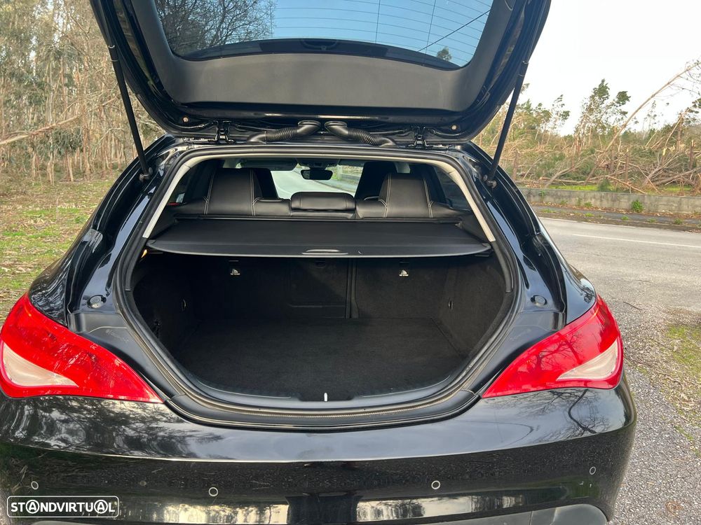 Mercedes-Benz CLA 180 d Shooting Brake AMG Line - 31