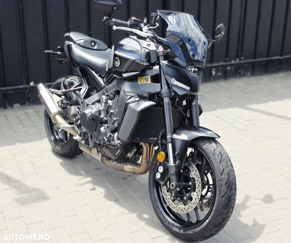 Yamaha MT-09 - 2