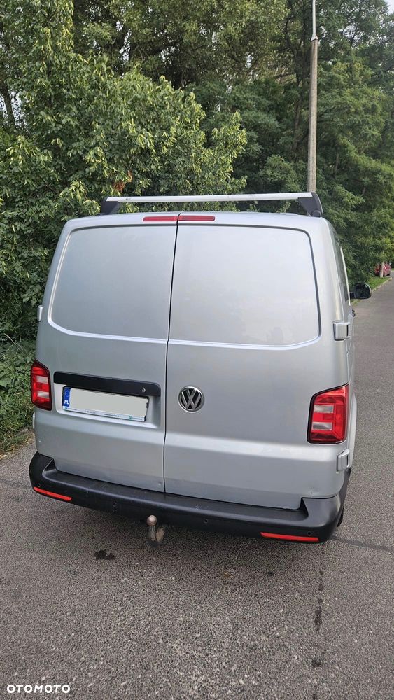 Volkswagen Volkswagen Transporter T6 - 6