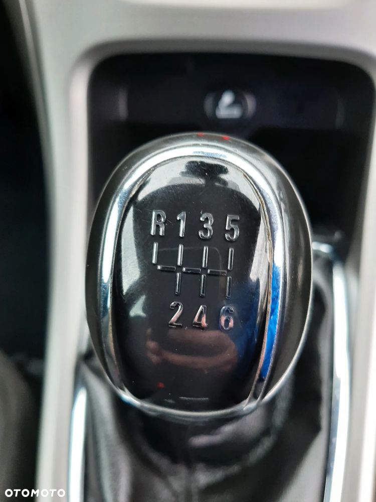 Opel Astra 1.4 Turbo - 24