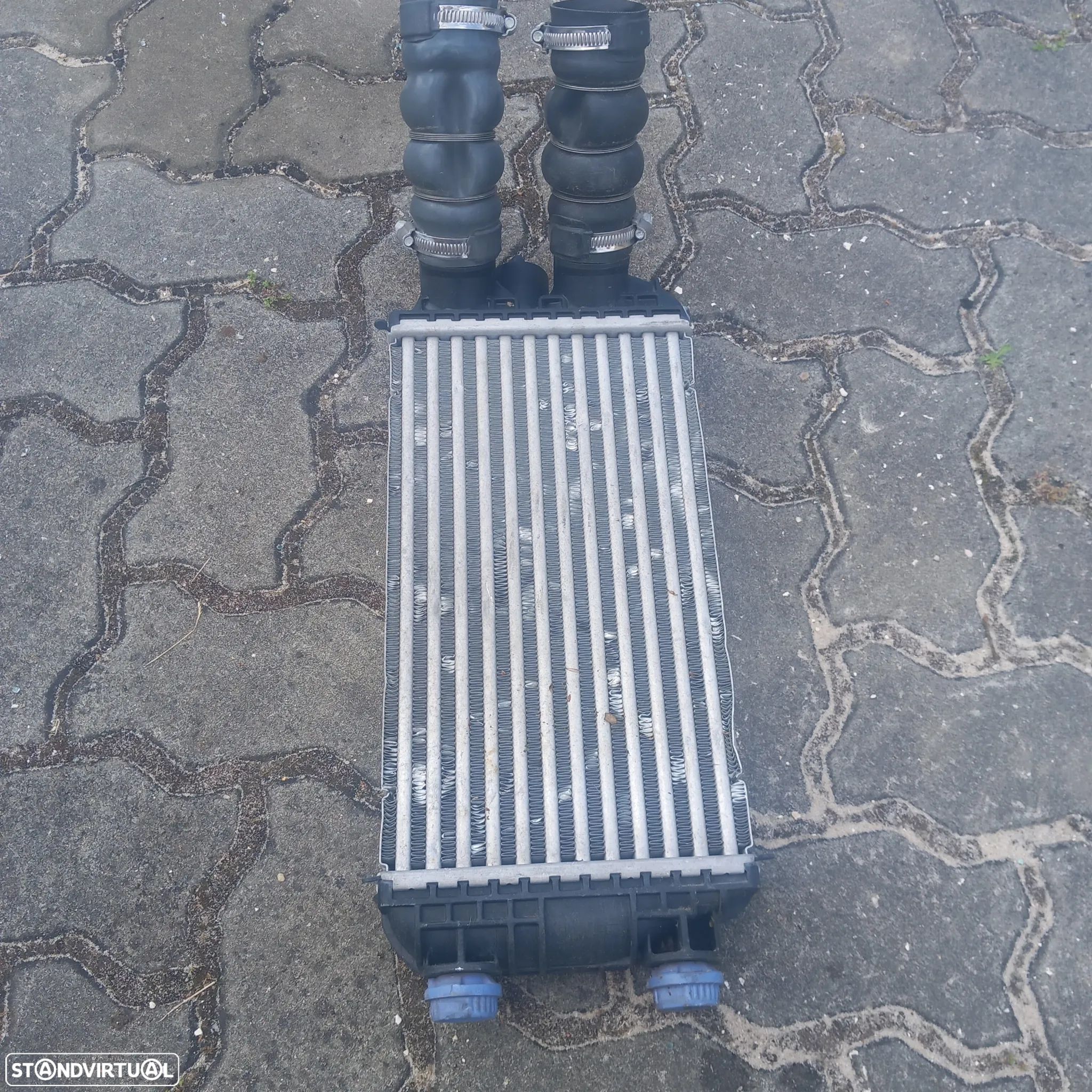 Radiador intercooler peugeot 208 2008  ref 9824742280 - 1