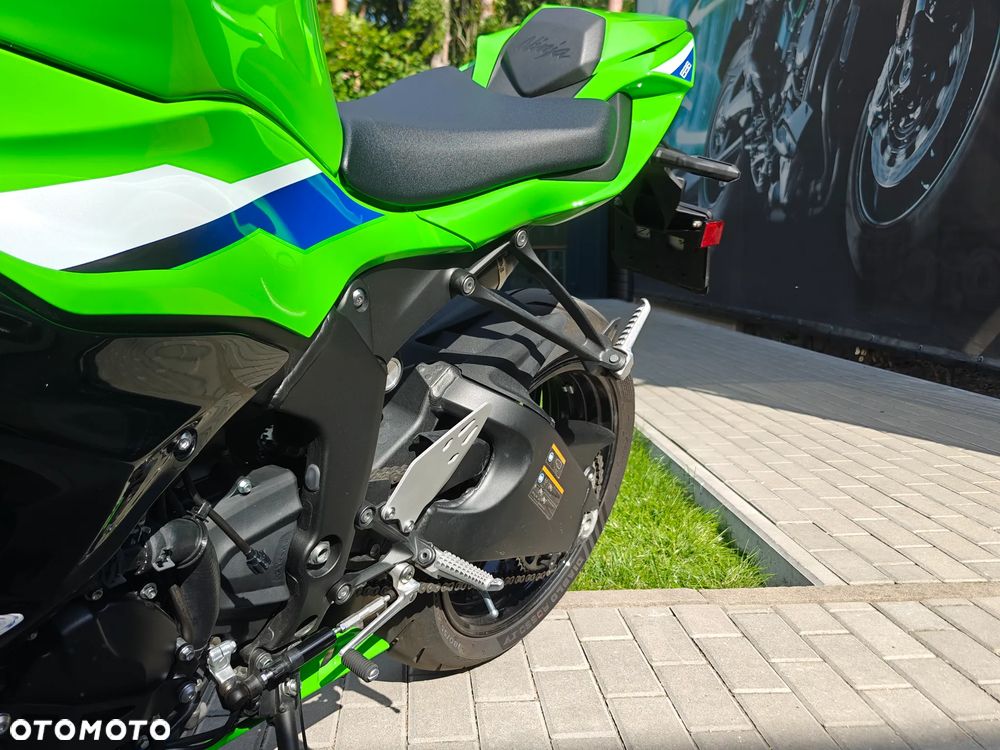 Kawasaki ZX - 2