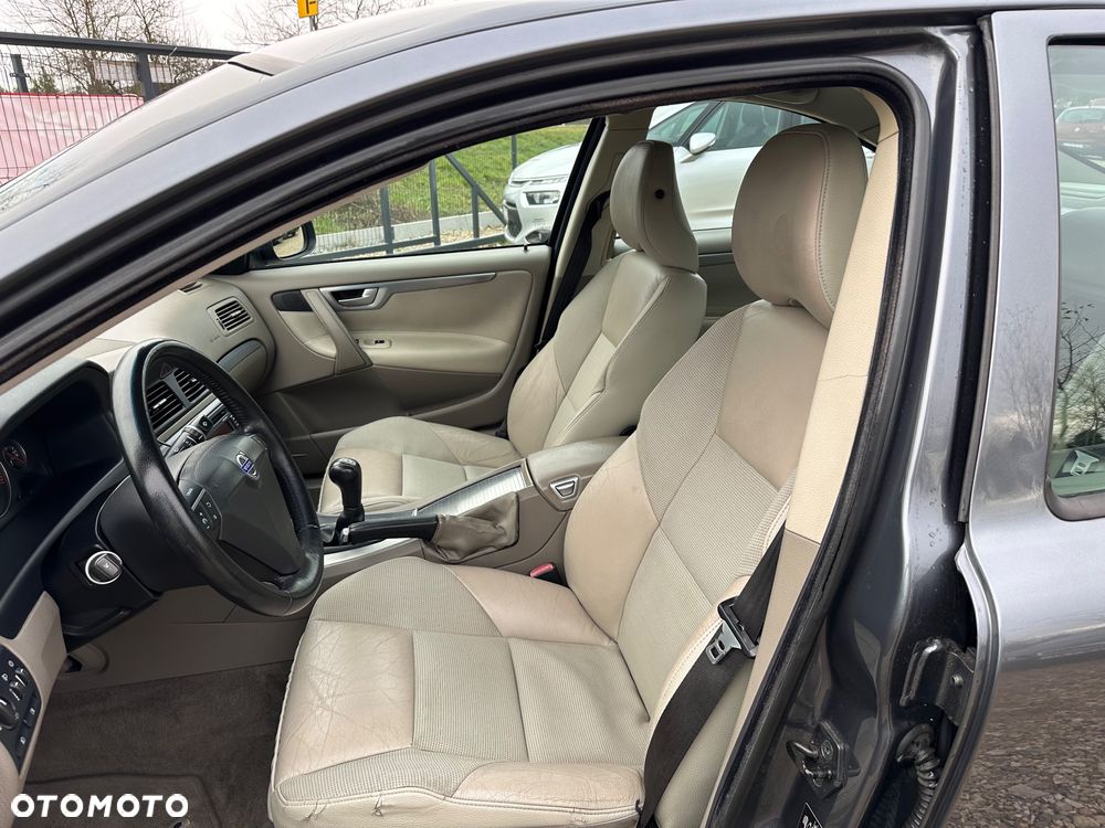 Volvo S60 2.4D Momentum - 15