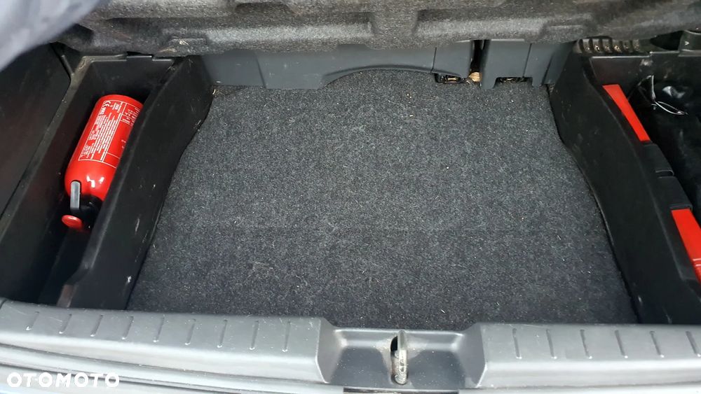 Toyota Yaris 1.3 Luna A/C - 15