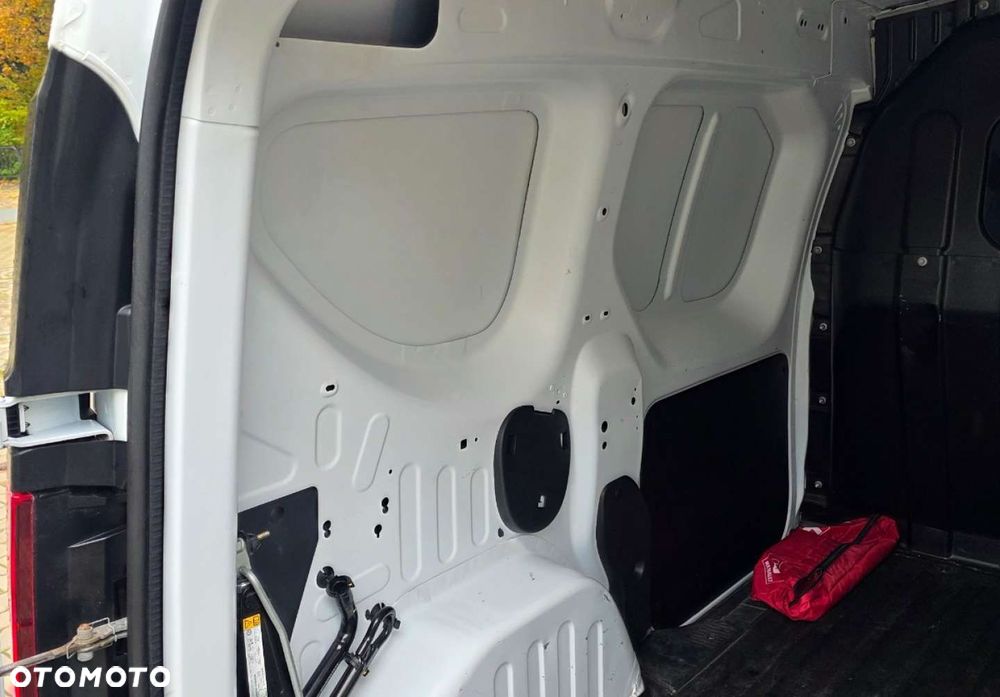 Renault Express Van - 26