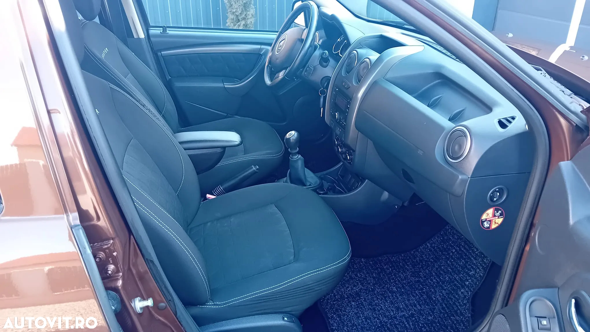 Dacia Duster 1.5 dCi 4x2 Prestige - 6