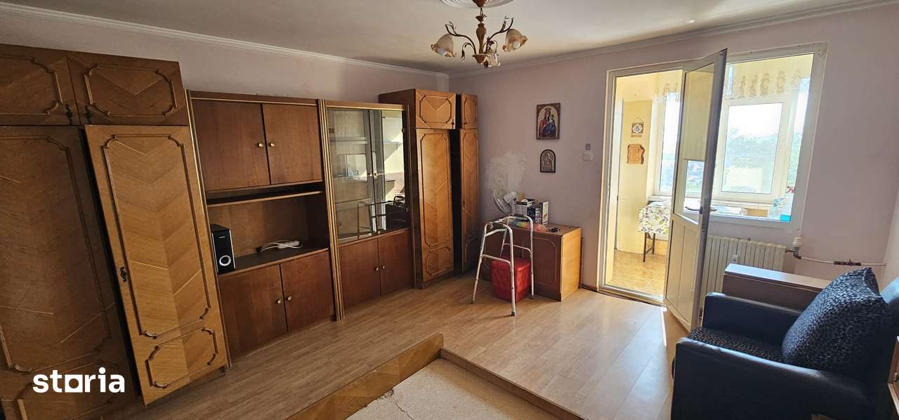 Garsonieră cu balcon, 28 mp, Constanța — fotografia 1