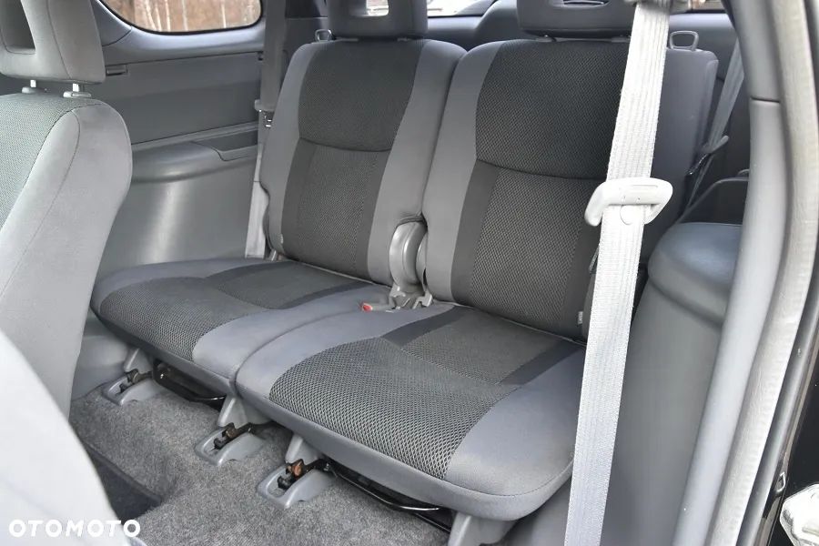 Toyota RAV4 2.0 VVT-i Sol - 16